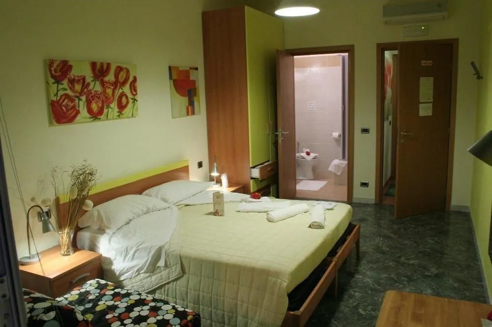** בית הארחה רומא Reale House Rooms איטליה