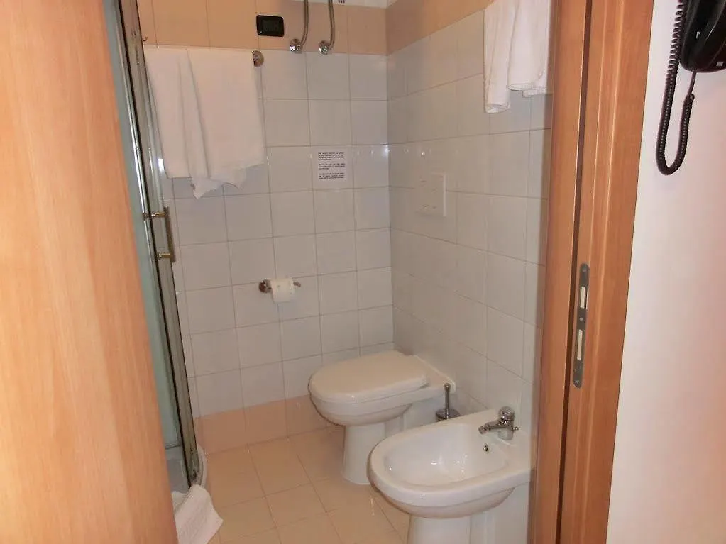 ** בית הארחה רומא Reale House Rooms איטליה